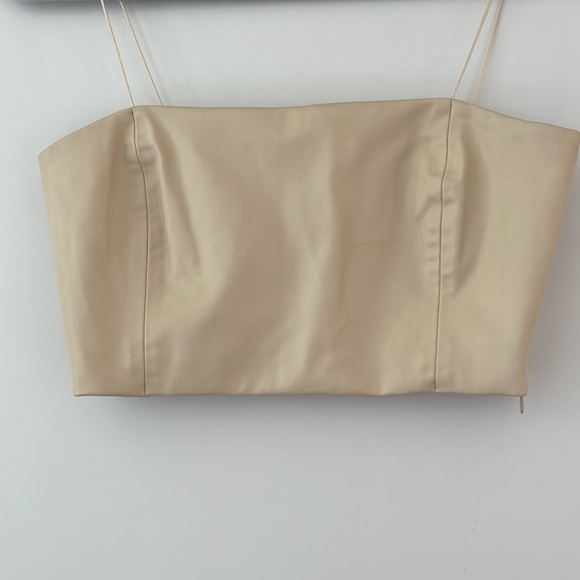 ZARA | FAUX LEATHER CROP TOP - Picture 3 of 7